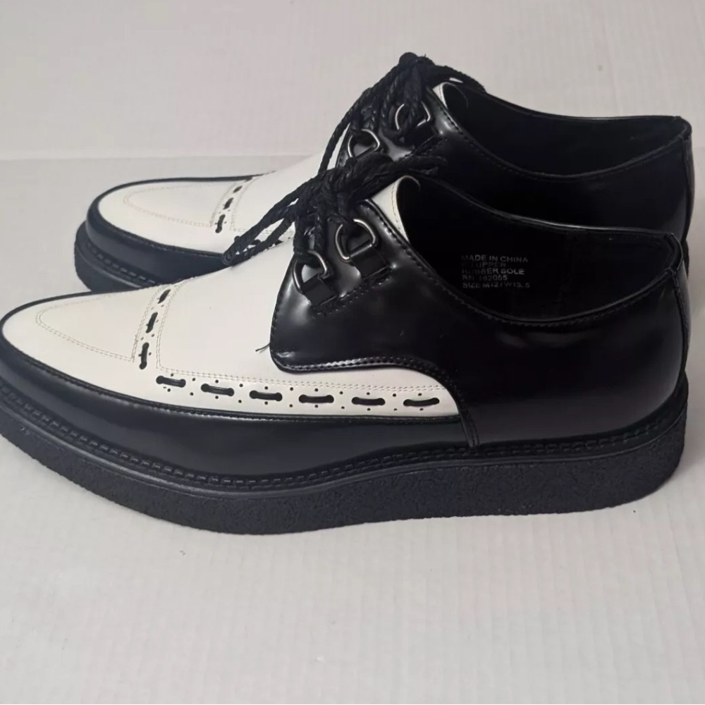 Black and White Leather Oxfords with Bold Design